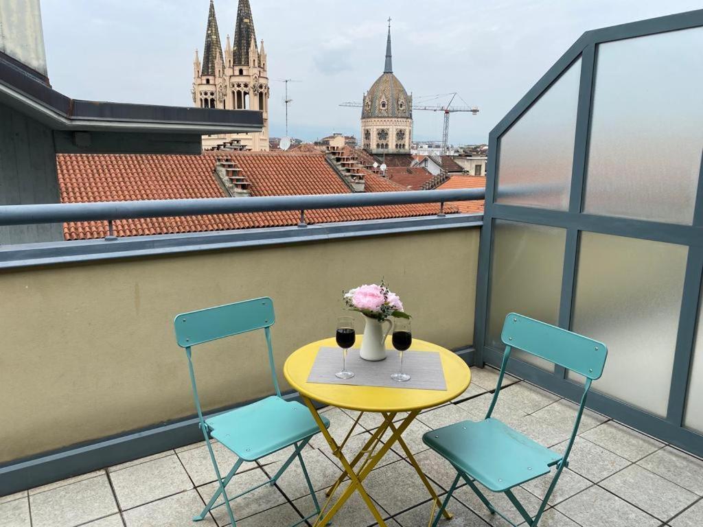 66 Panorama Loft Con Terrazzo E Parcheggio Gratuito Nella Struttura Turim Exterior foto